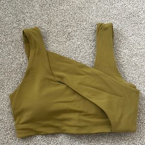 Brand new no tags, lululemon cross front yoga sports bra